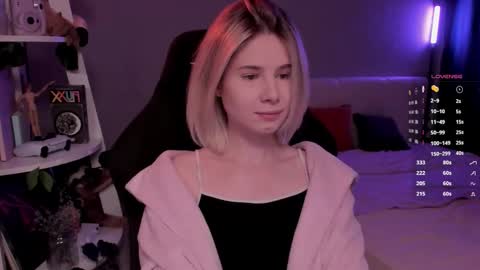 Mia online show from February 2026 11:20:01 AM