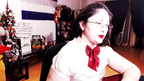 Empress online show from December 2024 06:17:02 PM