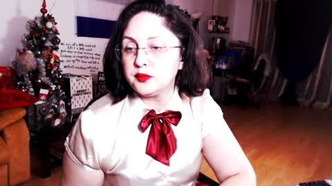 Empress online show from December 2024 08:54:02 PM