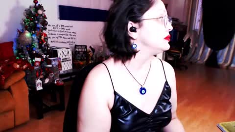 Empress online show from December 2024 05:49:02 AM