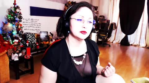 Empress online show from December 2024 11:54:02 AM