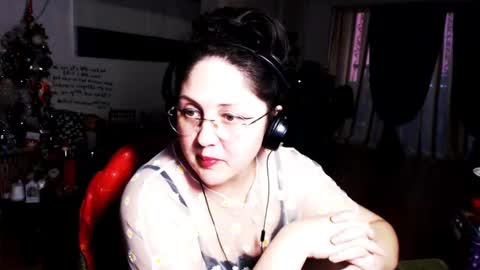 Empress online show from January 2025 03:10:02 PM