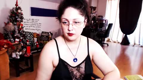Empress online show from January 2025 01:47:01 PM