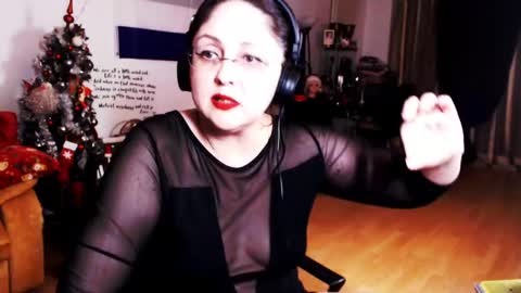 Empress online show from February 2025 04:25:02 AM
