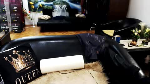 Empress online show from March 2026 06:33:01 PM