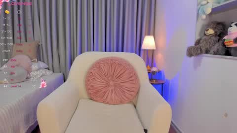 Sofia Guzman   Schedule 9 AM - 5 PM GMT-5 online show from April 2026 07:54:01 PM