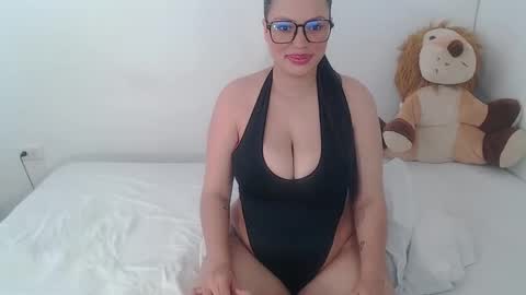 imsweetlips online show from September 2025 03:13:01 PM