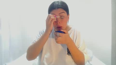 imsweetlips online show from December 2025 04:03:02 PM