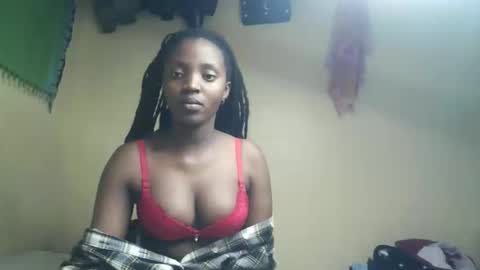 Snapshot of imyour_girl chatting on October 2025 08:52:02 PM Im sonny online show from October 2025 08:52:02 PM