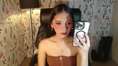 Aki online show from February 2025 05:21:01 AM