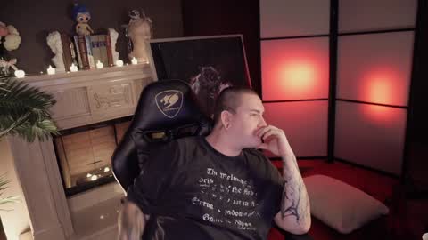 OTIS and MILIY online show from January 2025 06:46:01 PM