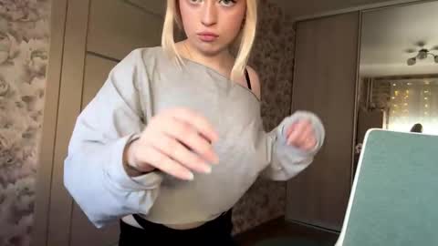 Lola online show from March 2026 11:48:01 AM