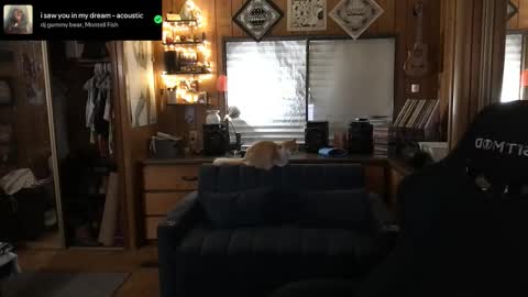 Snapshot of incognitoqueen chatting on October 2025 06:45:02 AM Carter online show from October 2025 06:45:02 AM