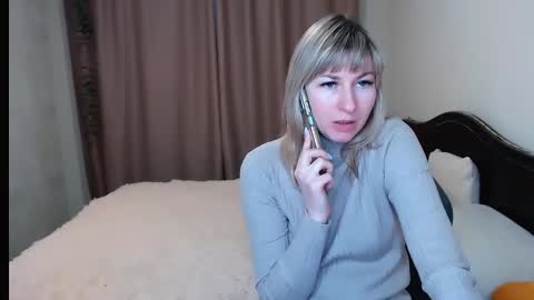 incredible_ariela online show from December 2024 01:00:01 PM