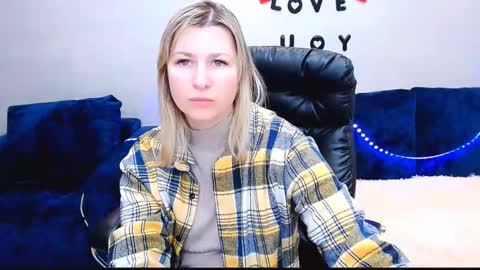 incredible_ariela online show from December 2025 10:11:01 AM