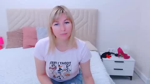 Snapshot of incredible_ariela chatting on July 2026 09:38:01 AM incredible_ariela online show from July 2026 09:38:01 AM