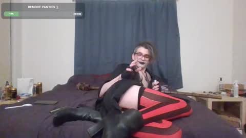 Snapshot of incubussy_x chatting on February 2025 10:59:02 AM Incubussy X online show from February 2025 10:59:02 AM