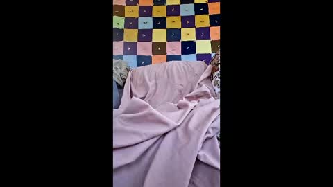 indegeniouscreature online show from April 2026 08:17:01 PM