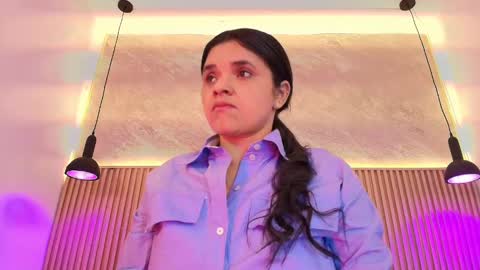 Snapshot of indi_catalina chatting on October 2025 12:02:02 PM Indi Catalina online show from October 2025 12:02:02 PM