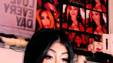 Snapshot of indian_dreamgirl chatting on September 2025 01:11:02 PM Bella Ambrosia online show from September 2025 01:11:02 PM