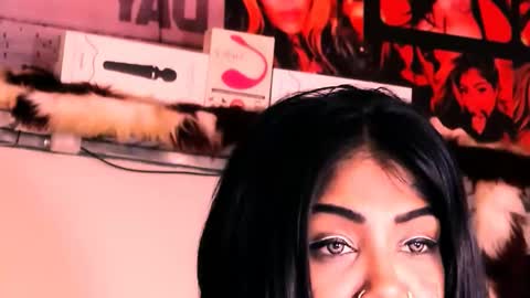 Snapshot of indian_dreamgirl chatting on October 2025 03:07:01 PM Bella Ambrosia online show from October 2025 03:07:01 PM