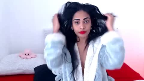 Jazmin online show from June 2026 09:03:02 AM