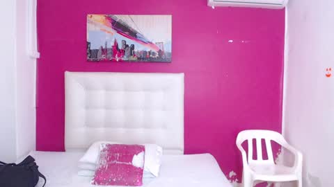 Snapshot of indian_whore18 chatting on February 2025 03:44:01 AM indian_whore18 online show from February 2025 03:44:01 AM