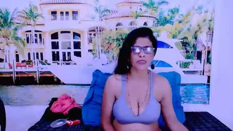 Femiez online show from February 2025 09:04:02 AM