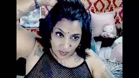Snapshot of indiancatz2 chatting on September 2025 03:18:02 AM anusha online show from September 2025 03:18:02 AM