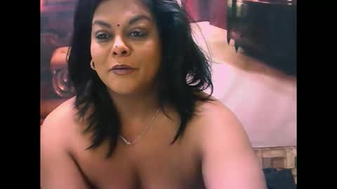 Snapshot of indiancherrypie chatting on April 2026 01:14:02 PM indiancherrypie online show from April 2026 01:14:02 PM