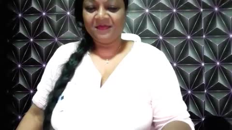 indiandelia online show from September 2025 03:39:02 AM