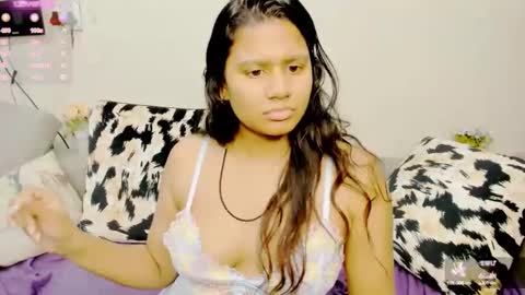 PARADISEQUEEN online show from December 2024 05:00:02 PM