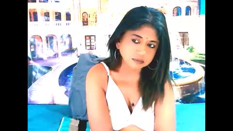 Mika online show from October 2025 06:42:01 PM