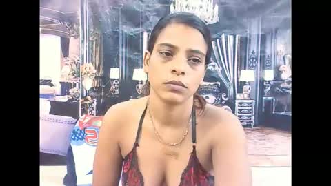 indiansexyass4u2luv online show from February 2026 05:27:02 AM