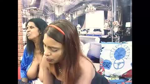 indiansexyass4u2luv online show from February 2026 08:38:02 PM