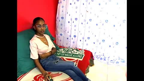 indianvixen07 online show from April 2026 06:35:01 PM