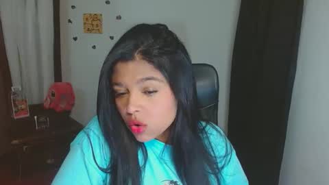 Aleja vallejo online show from October 2025 12:54:01 AM