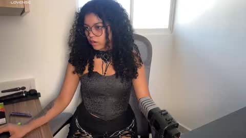 Indicasatan online show from January 2025 08:28:01 PM