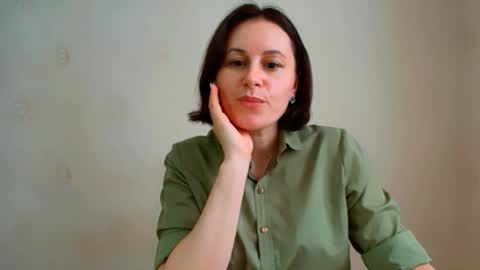 Snapshot of inessa_beauty chatting on June 2026 12:31:02 PM Inessa online show from June 2026 12:31:02 PM