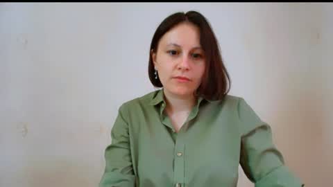 Snapshot of inessa_beauty chatting on June 2026 04:32:02 AM Inessa online show from June 2026 04:32:02 AM