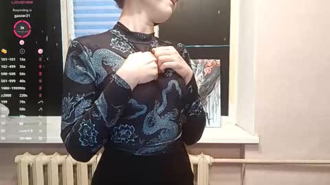 Keily online show from October 2025 01:28:01 PM