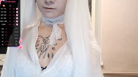 Keily online show from October 2025 04:19:02 PM