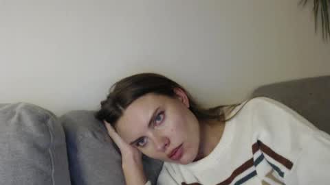 Sweet girl online show from December 2024 09:48:01 PM