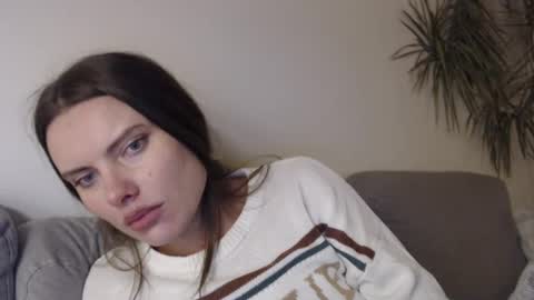 Sweet girl online show from December 2024 08:58:01 PM