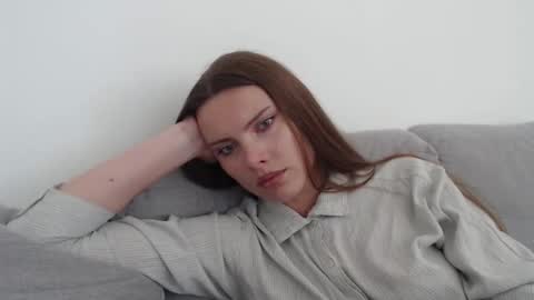 Sweet girl online show from April 2026 08:31:01 AM