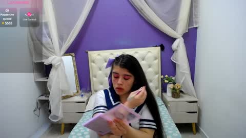 Ingrid petite online show from December 2024 01:19:02 PM