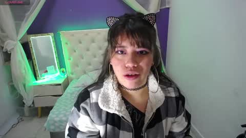 Ingrid petite online show from January 2025 02:41:01 AM