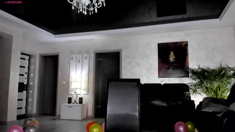 Ingrid online show from December 2024 09:02:02 AM