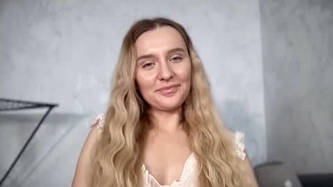 iniva05 online show from March 2026 07:58:01 AM