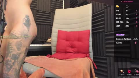 Dayana  online show from December 2024 01:26:01 AM